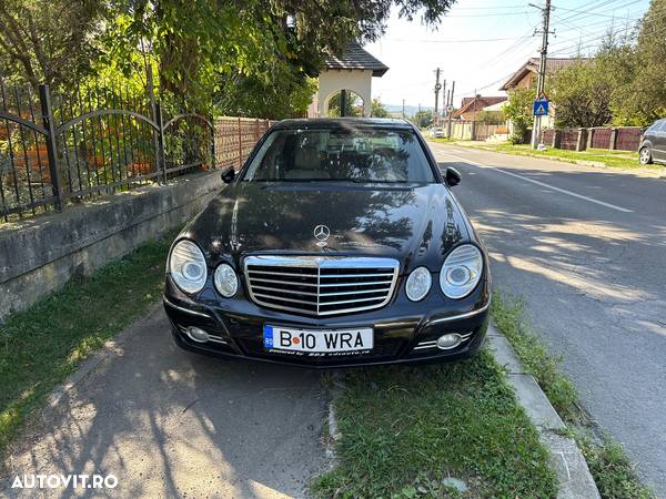 Mercedes-Benz E 300 BLUETEC - 1