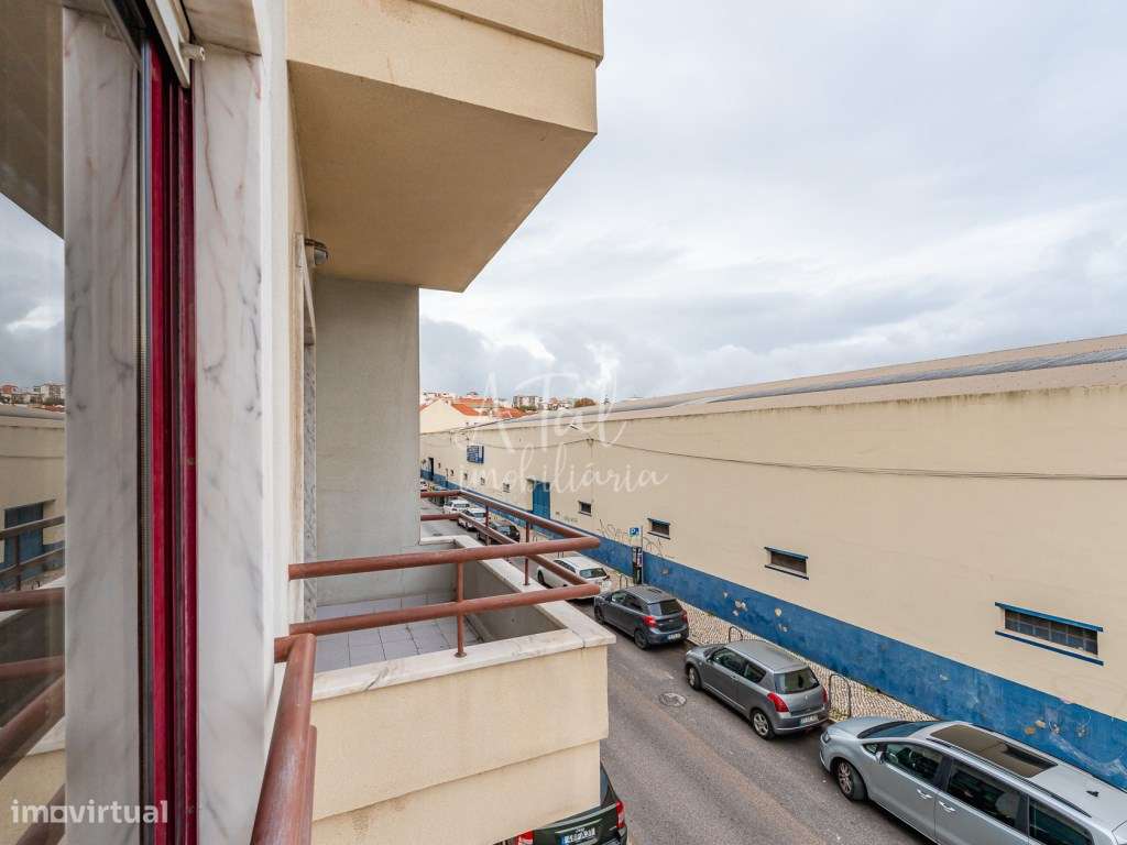 Apartamento T3 com Estacionamento | 10 min de Lisboa-24