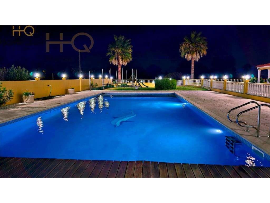 Quinta a Venda na rua do relógio em Azambuja, - Grande imagem: 2/60