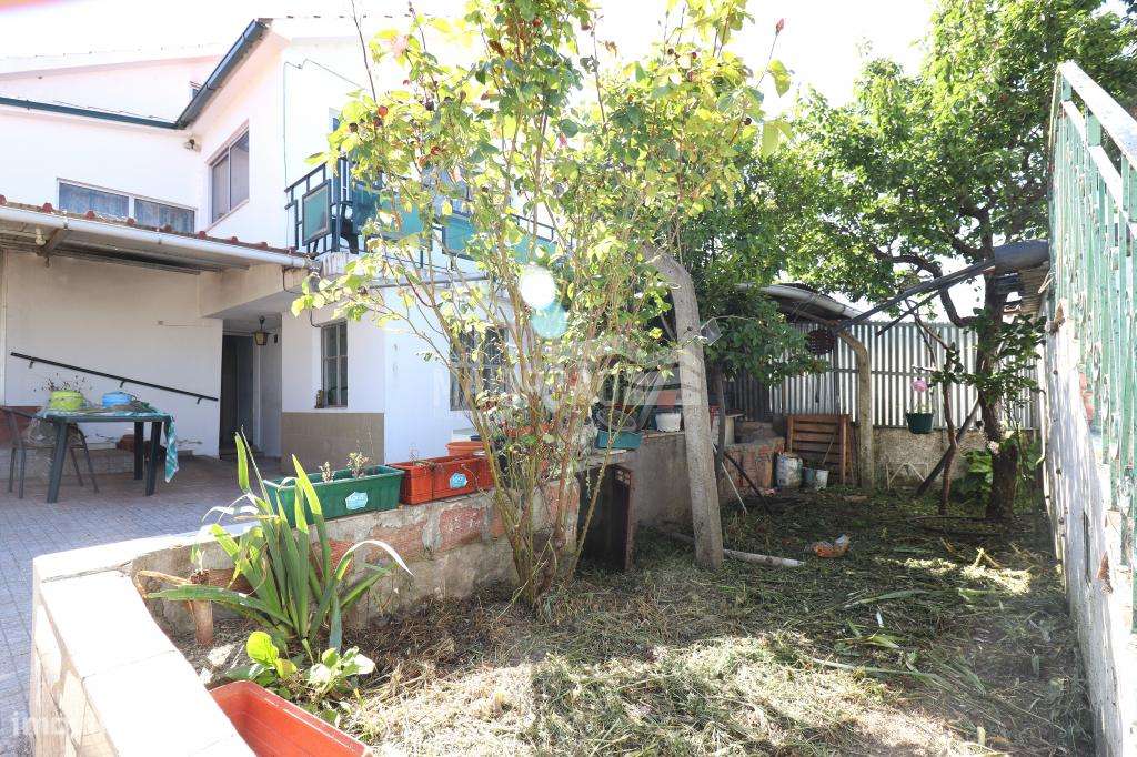 MORADIA V6 AVENIDA ABADE BAÇAL BRAGANÇA - Grande imagem: 5/15