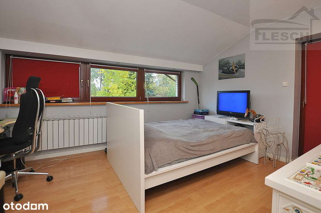 Atrakcyjnie położony dom w Nadarzynie-8