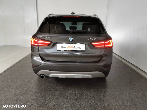 BMW X1 - 8