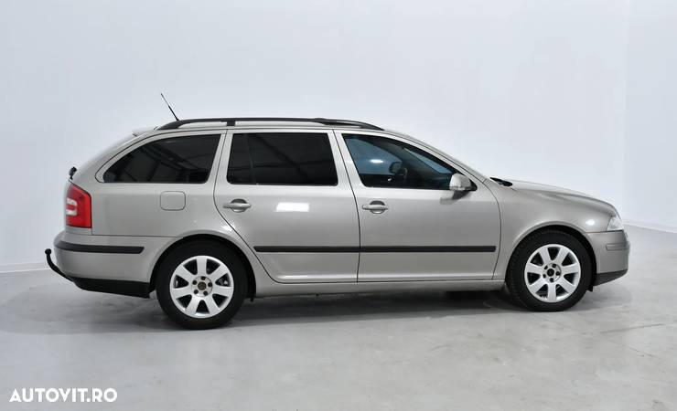 Skoda Octavia 1.9 TDI Business DSG - 4