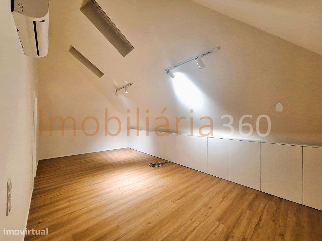 **Apartamento T2 Duplex Novo com 2 Varandas em Matosinhos Sul**-18