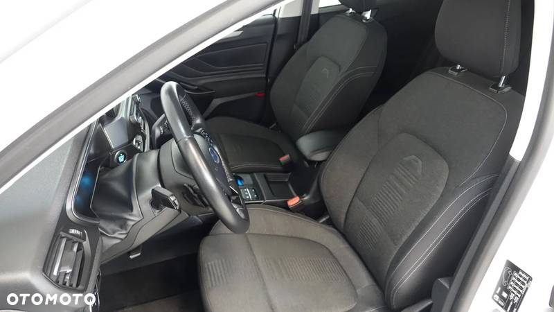 Ford Focus 2.0 EcoBlue Active - 11