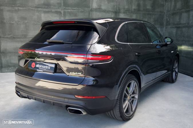 Porsche Cayenne E-Hybrid - 6