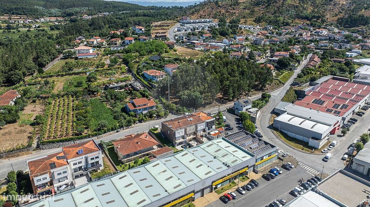 Moradia T4 para venda-4