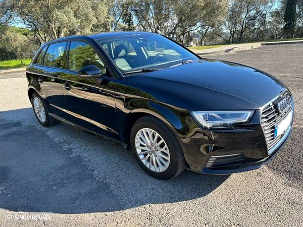 Audi A3 Sportback - 3