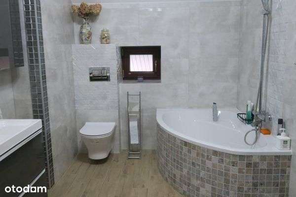 Dom, 217,40 m², Głogów-8