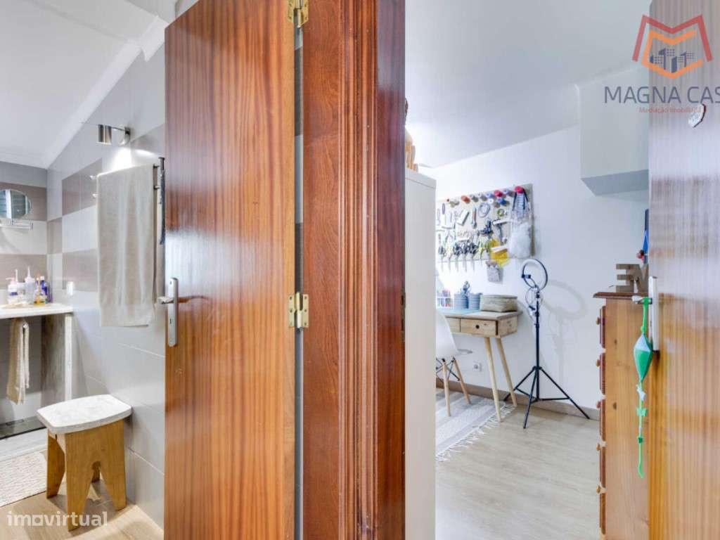 Moradia T10 com logradouro a 5 min da A5, a 7 min de carro da Nova ...-37