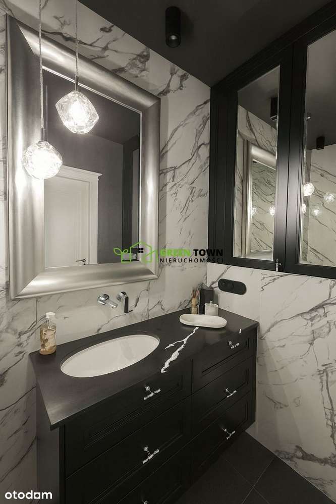 Dwa balkony, zapach porannej kawy i światło-12