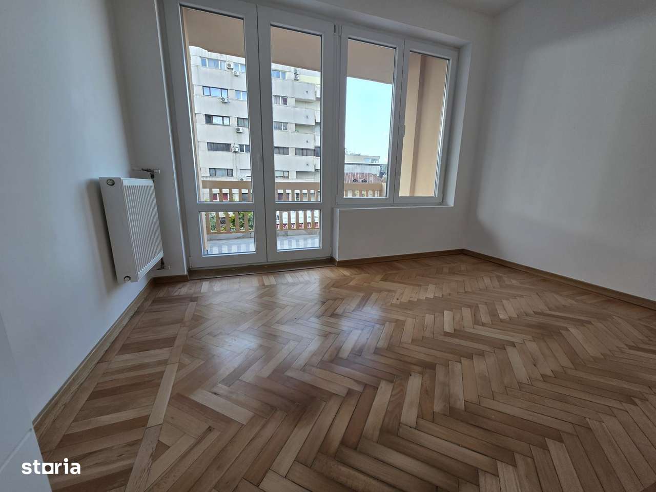 Romana Coloane apartament 3 camere  de vanzare - Imagine principală: 5/20