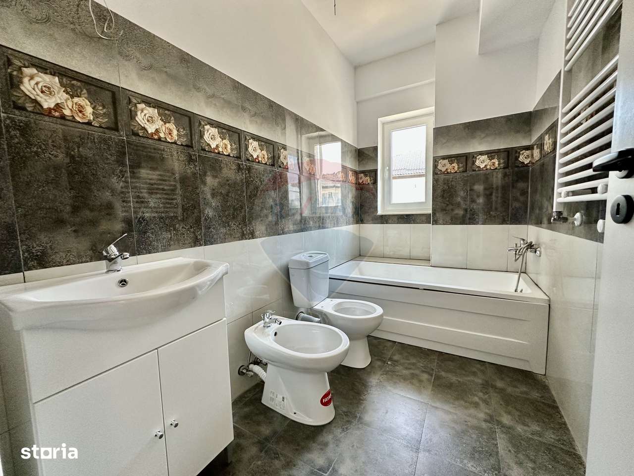 Apartament cu 2 camere Comisia Centrala - Imagine principală: 2/20