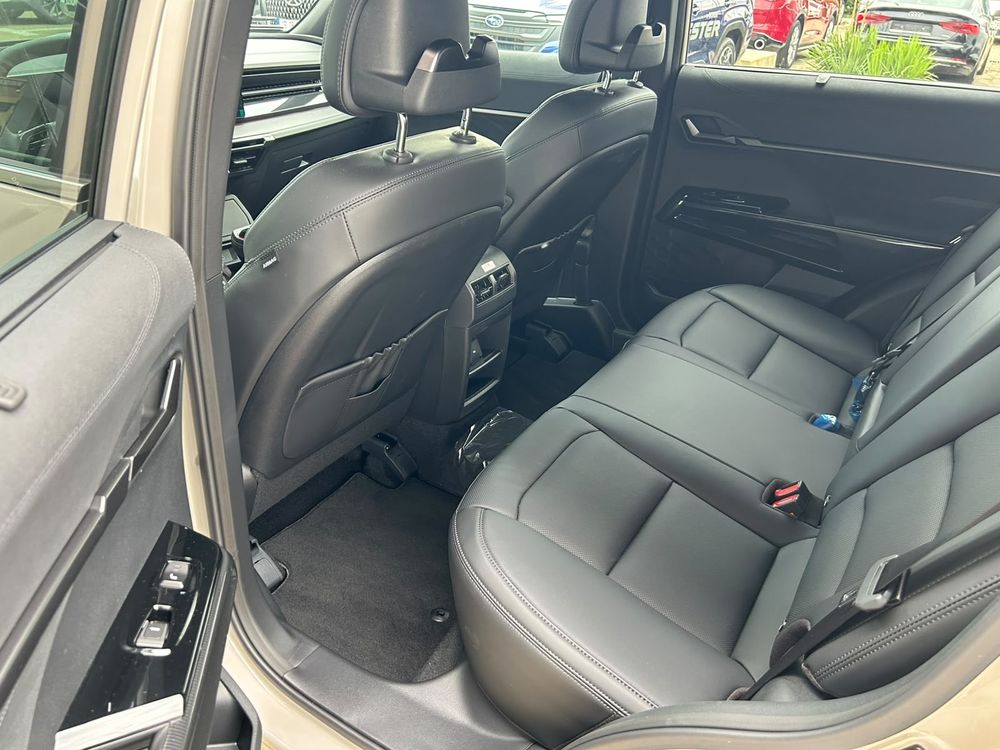 KG Mobility Actyon HEV Premium - foto 11
