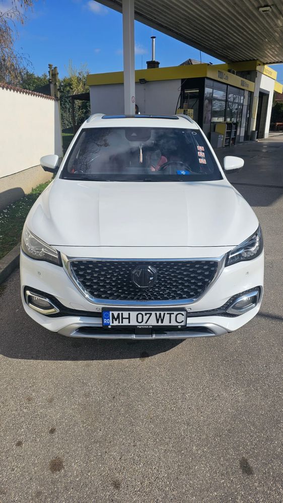 MG EHS 1.5T-GDI Luxury 2022