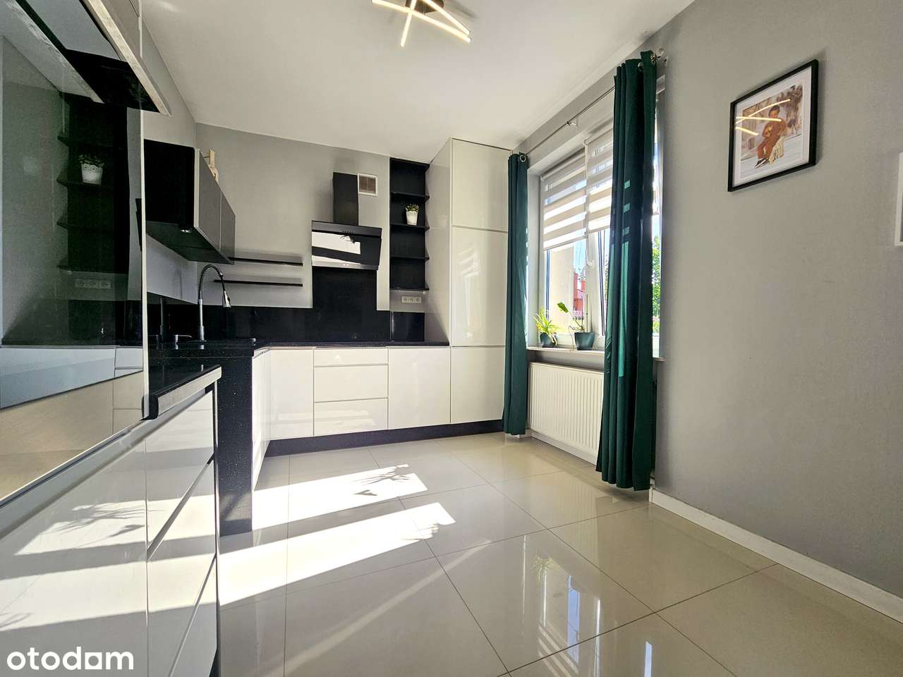 Przestronne 3-pokojowe mieszkanie gotowe do zamieszkania z AGD w cenie - Pełny obrazek: 1/11