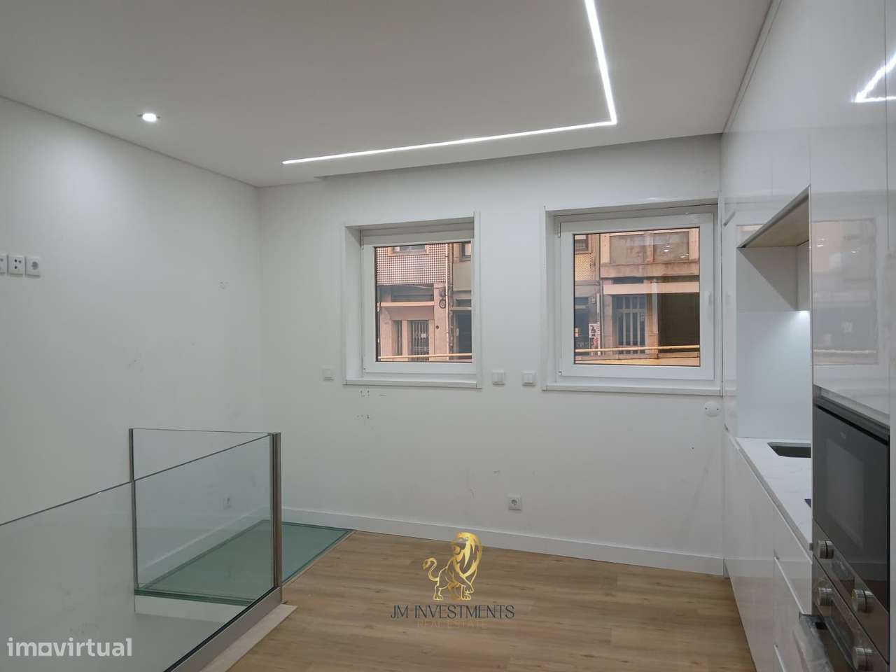 Apartamento Duplex T0 Novo-1