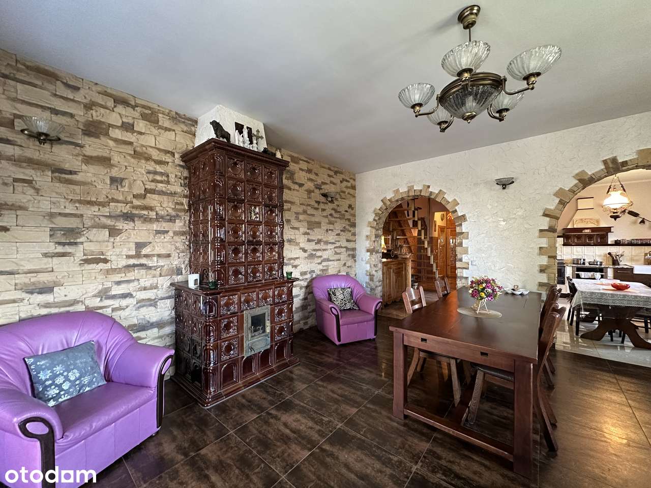 Wyjątkowy dom, klasyka i nowoczesność-9