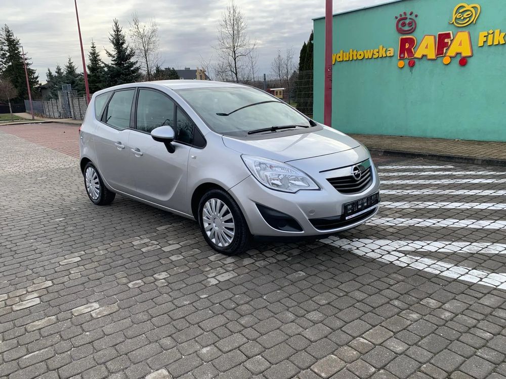 Opel Meriva II (2010-) 2010