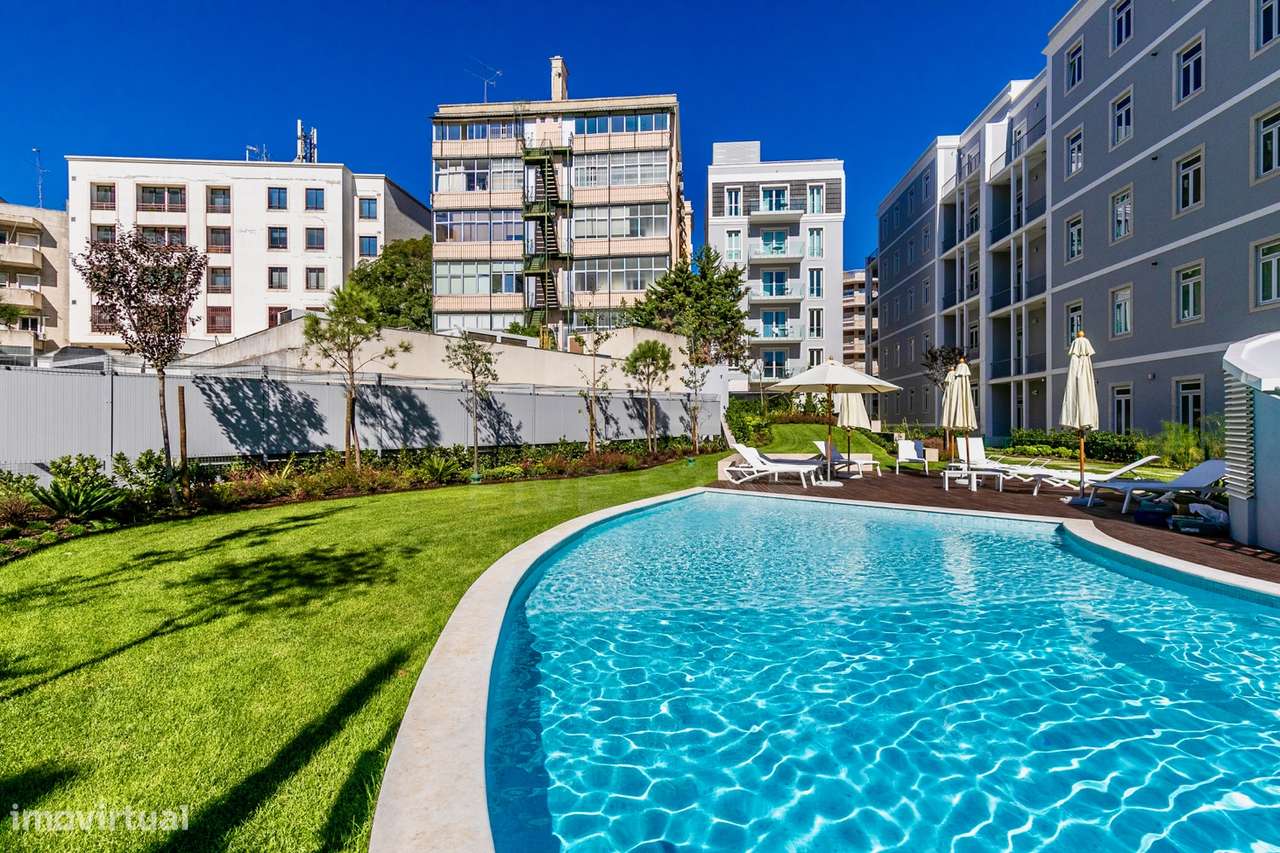 T2  | Condomínio de Luxo | Lisboa Centro | Av Duque de Loulé-23