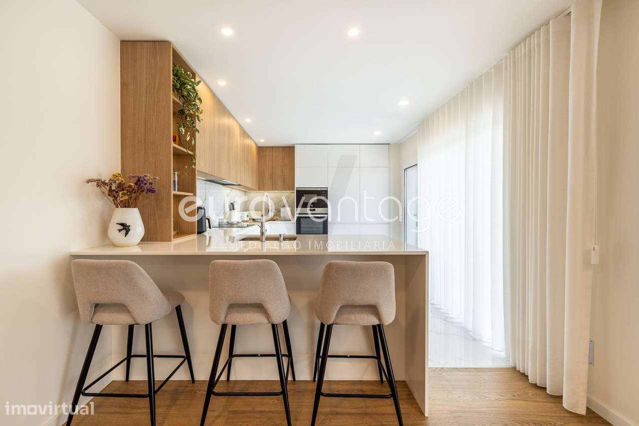 Apartamento T3 de Excelentes áreas-16