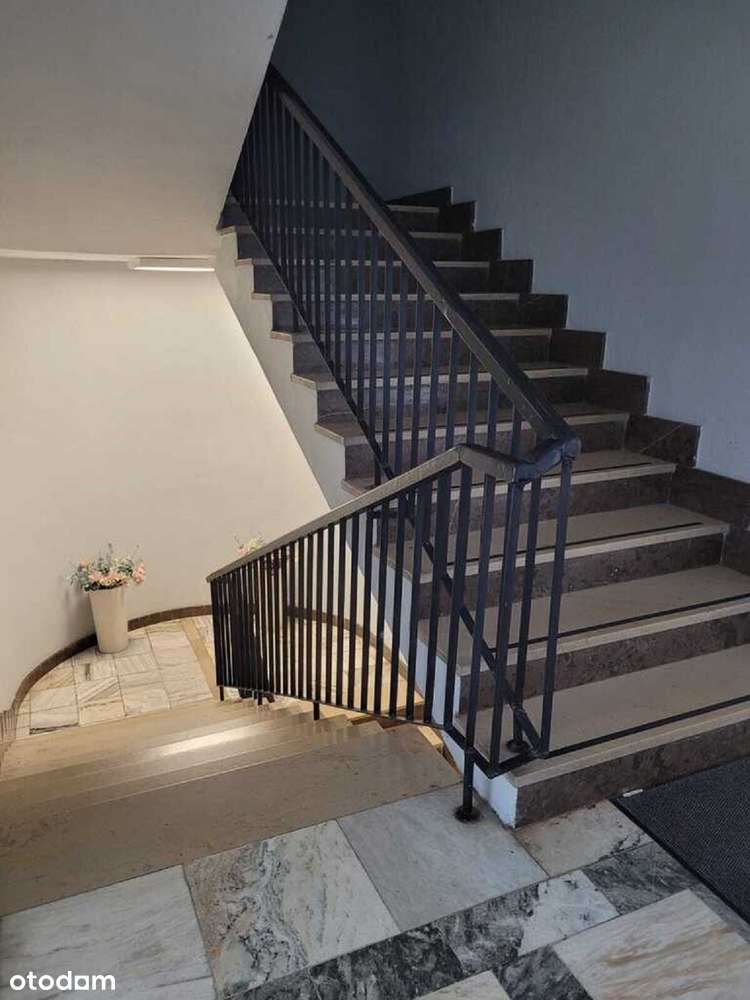 Niepowtarzalna okazja cenowa. Tylko 7100 złotych za metr kwadratowy.-11