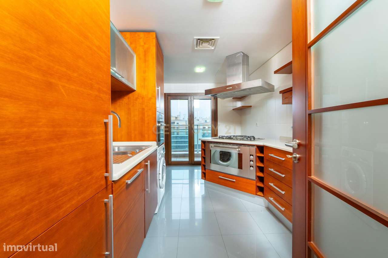 Apartamento T2 para Arrendamento – Terraços da Ponte - Grande imagem: 5/30