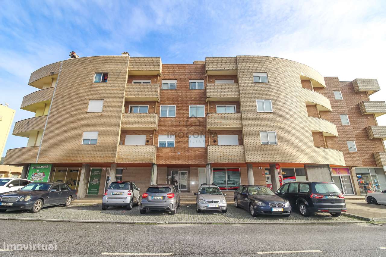 T2+1 Como Novo no Centro de Valongo-30