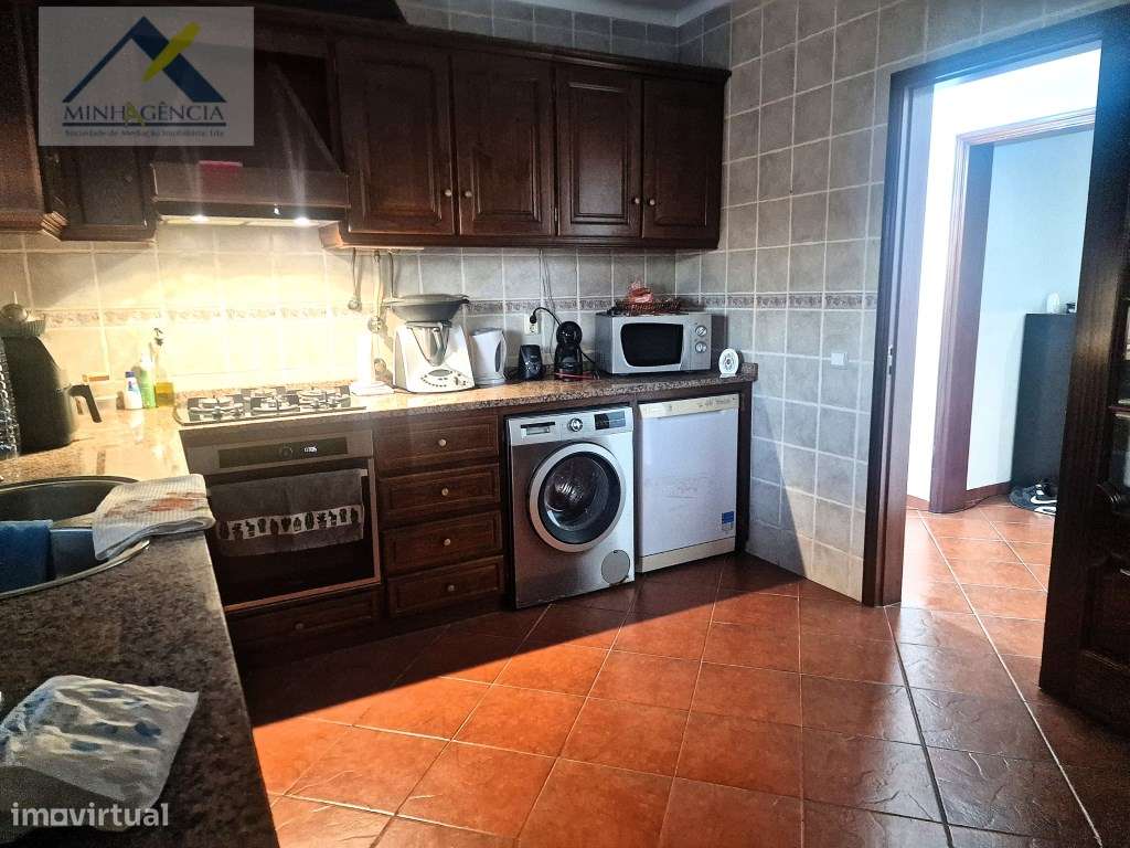 Moradia Isolada T4 com lote de 4454 m2 em Cajados-13