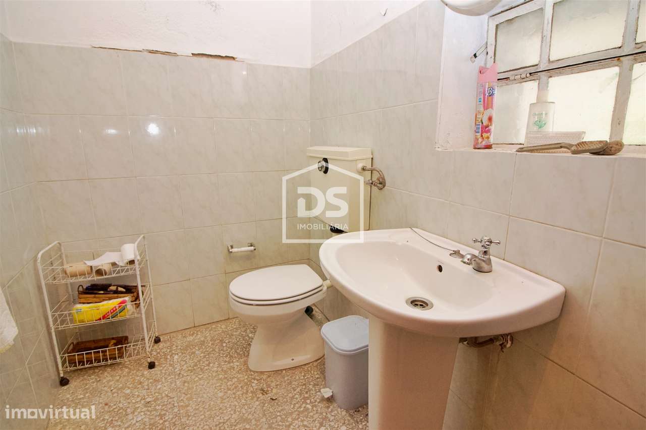 Moradia para Restaurar T6 Venda em Soalhães,Marco de Canaveses - Grande imagem: 5/41