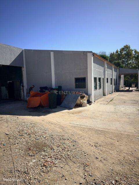 TERRENO MISTO 20.000m² + ARMAZÉM 420m² | OFICINA DE CARROS | VILA FRAN-5
