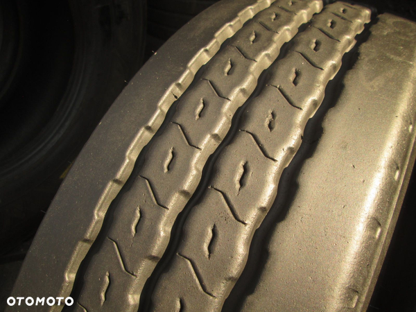 Opony ciężarowe 215/75R17.5 Goodyear KMAX T - 7