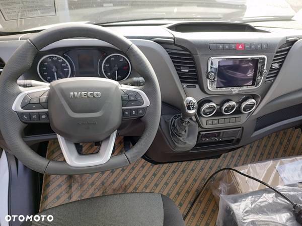 Iveco Daily 70C18 - 21