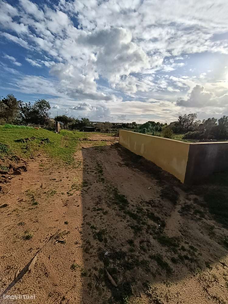 Vende-se terreno possibilidade de loteamento - Grande imagem: 2/7