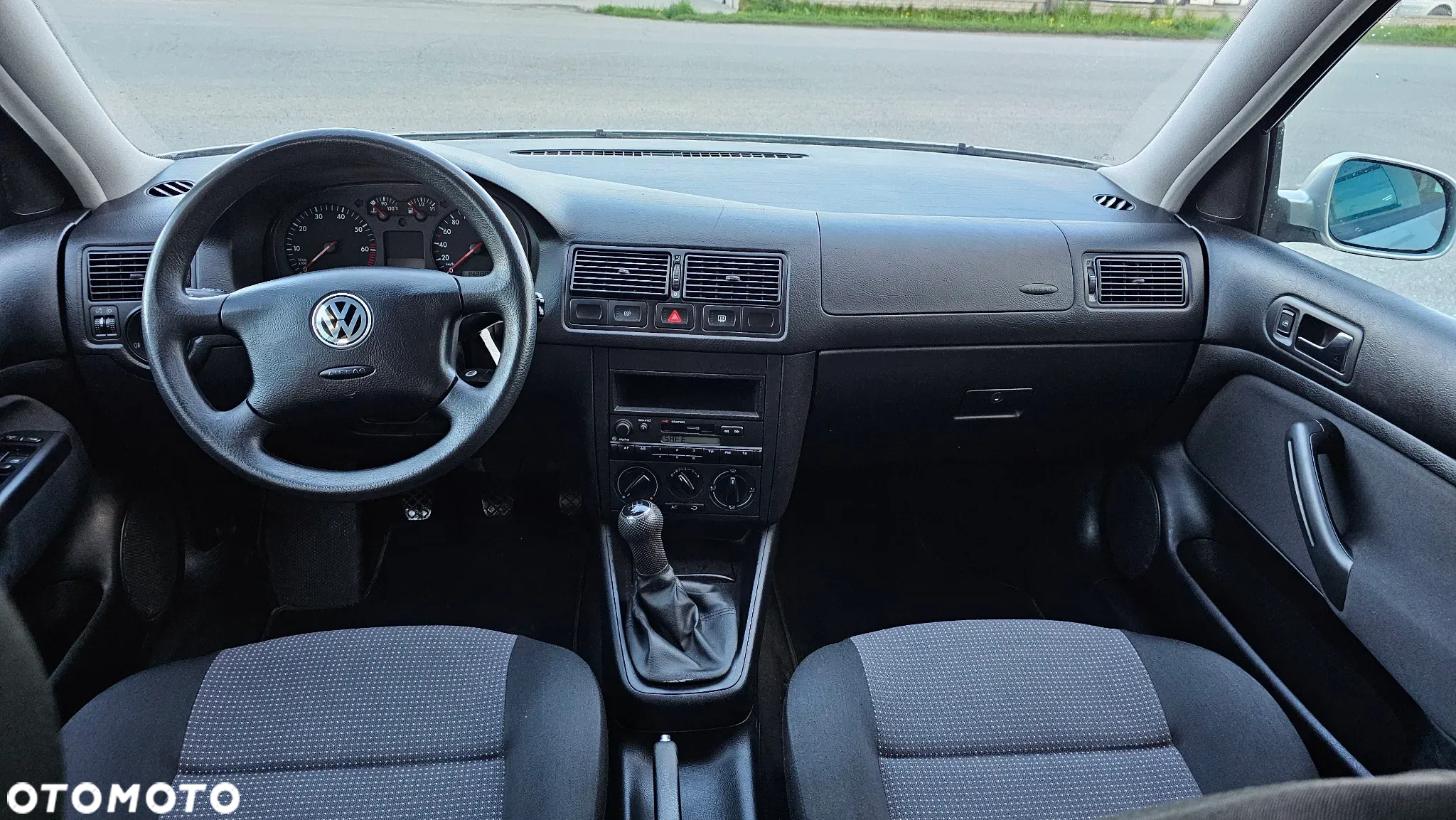 Volkswagen Golf IV 1.4 16V Comfortline - 11