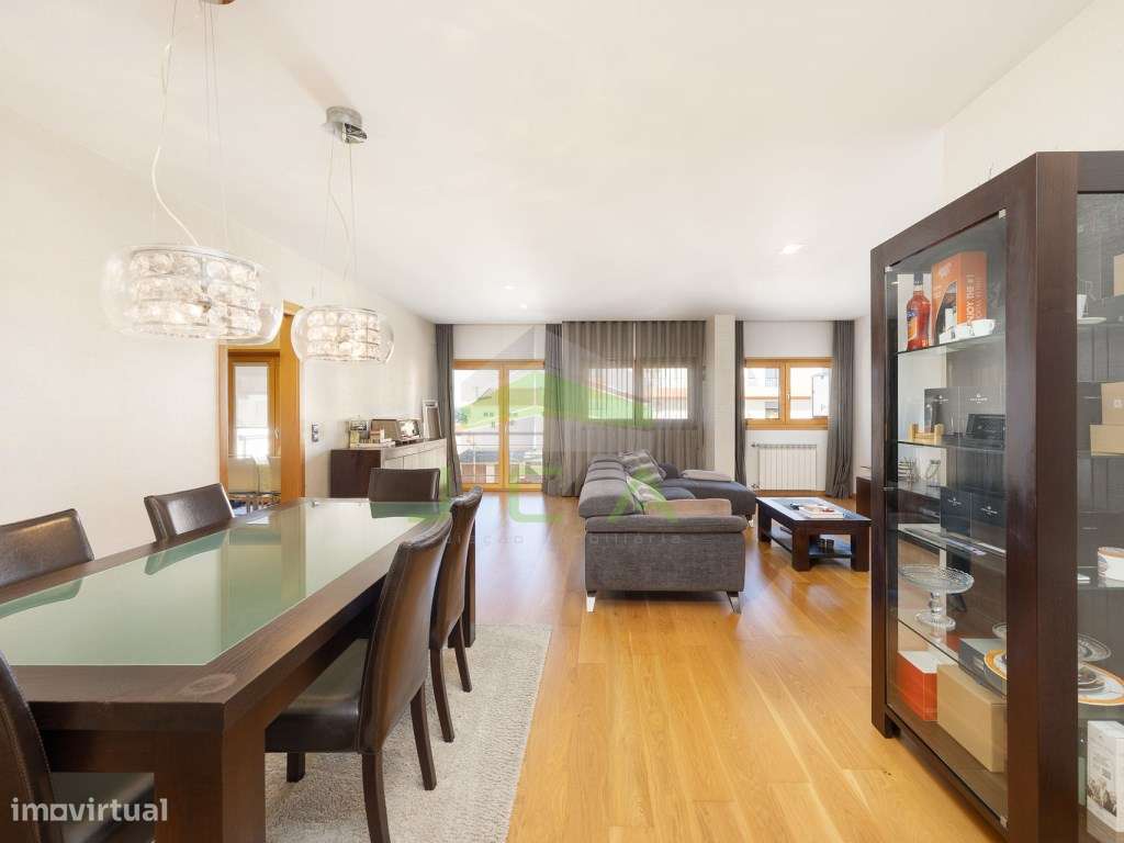 Apartamento T4 no condomínio fechado 'Gardens Prestige'-3