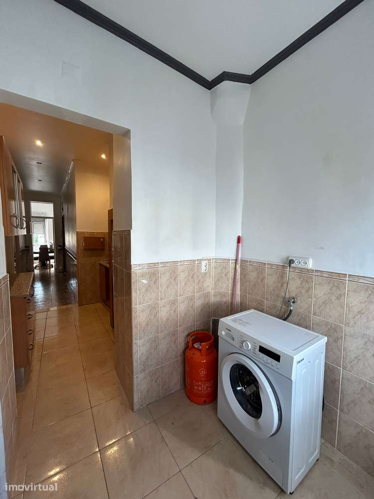 Apartamento T1+1 em Propostas Múltiplas-16