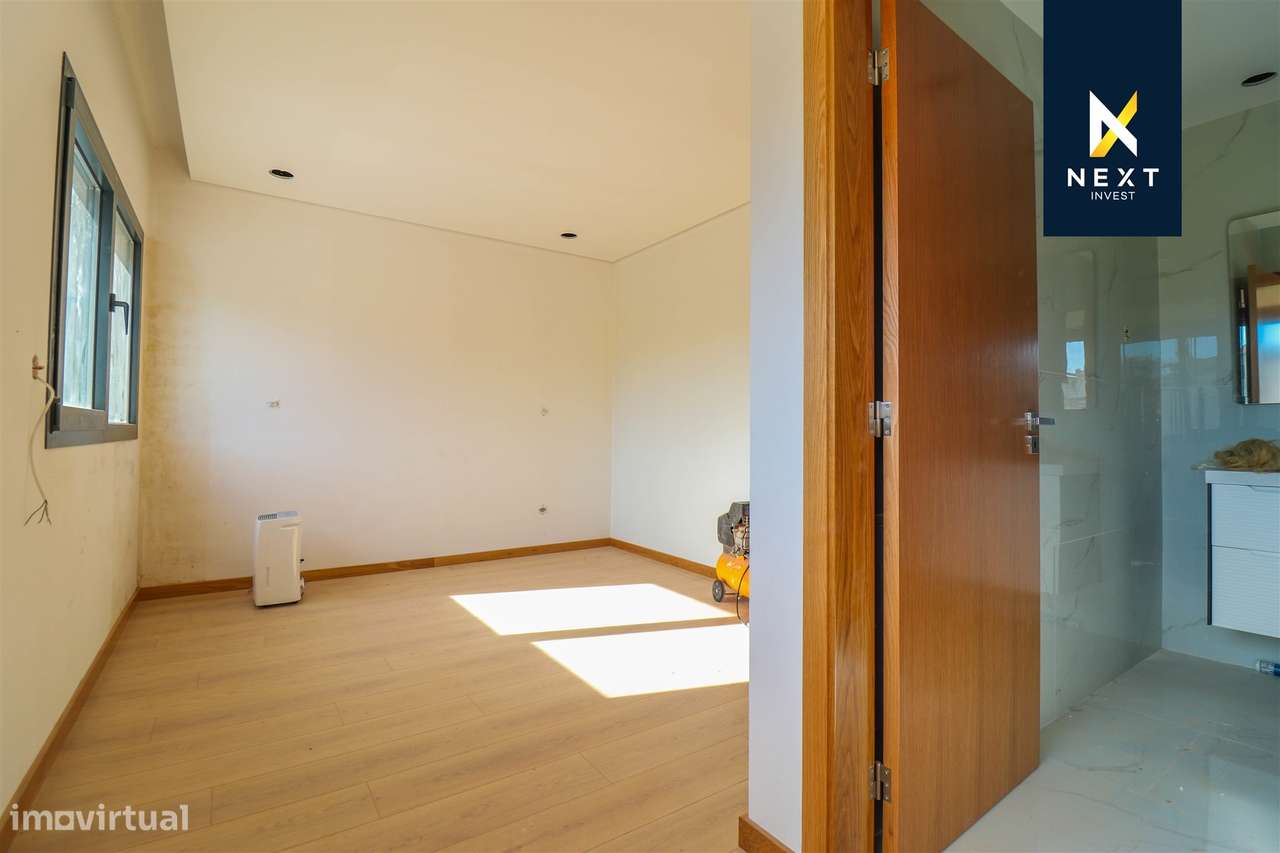 Moradia em T3+1 Nova – Viseu-9