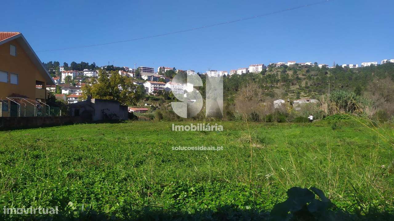 Terreno - Grande imagem: 2/8