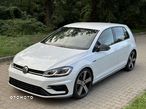 Volkswagen Golf - 1