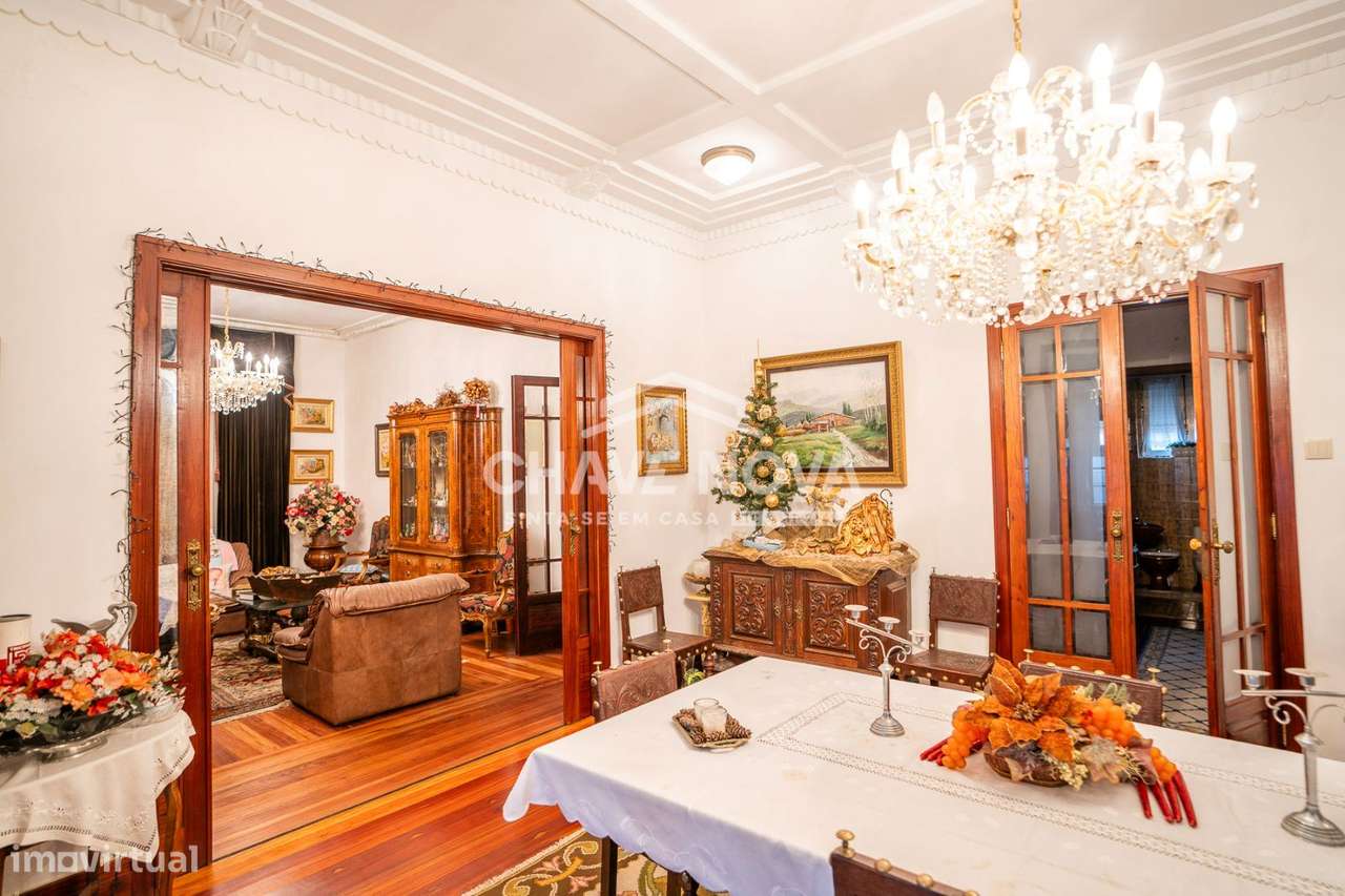 Moradia Isolada T5  no Porto-7