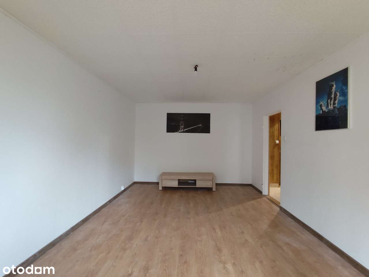 Kawalerka: 37 m2, parter z balkonem, miejskie, do remontu - Katowice-4