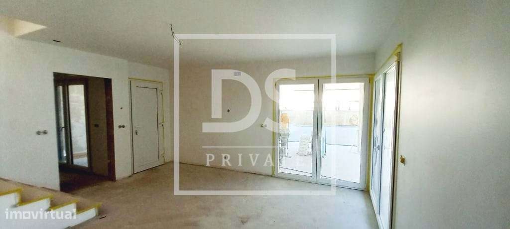 Moradia de arquitetura contemporânea com estacionamento-33