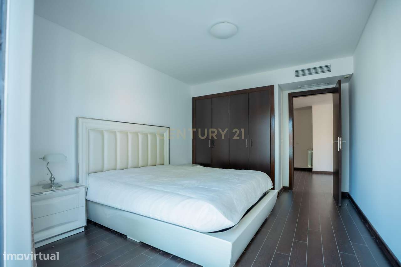Moradia T4 com Piscina Privativa | Bicesse, Cascais-41