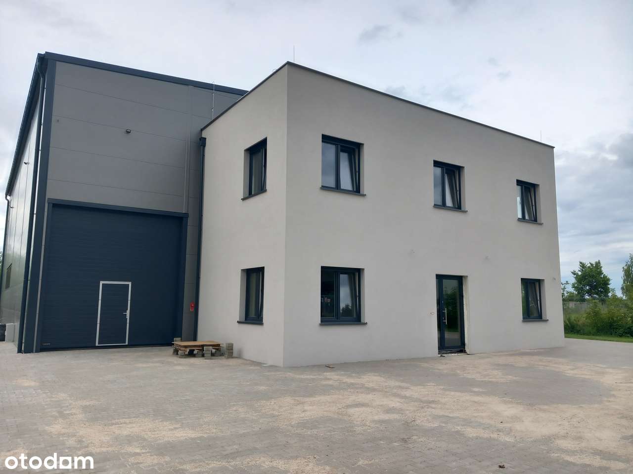 Hala magazynowa z częscia biurowo-socjalną - Pełny obrazek: 2/17