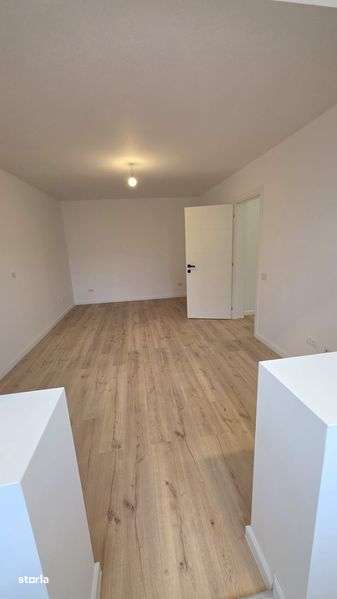 Vand Apartament 2 camere mare spatios 56mp