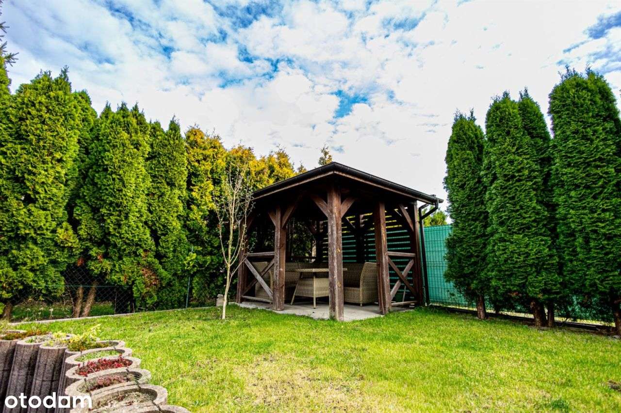 Komfortowy bliźniak na 3-arowej działce z altanką-15