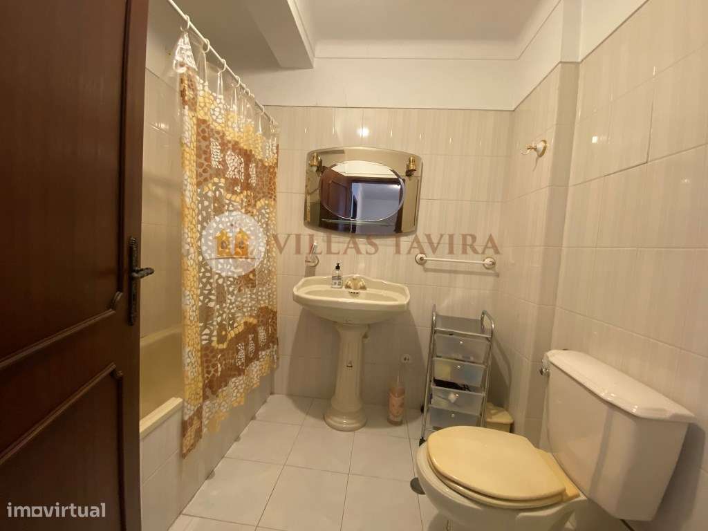 MORADIA COM 3 QUARTOS E GARAGEM - ALAGOA - ALTURA-13