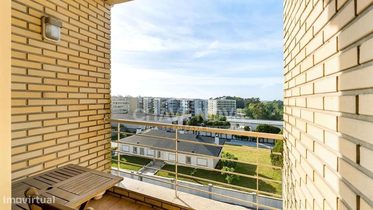 Apartamento T2 c/ Lugar de Garagem em Canidelo-14