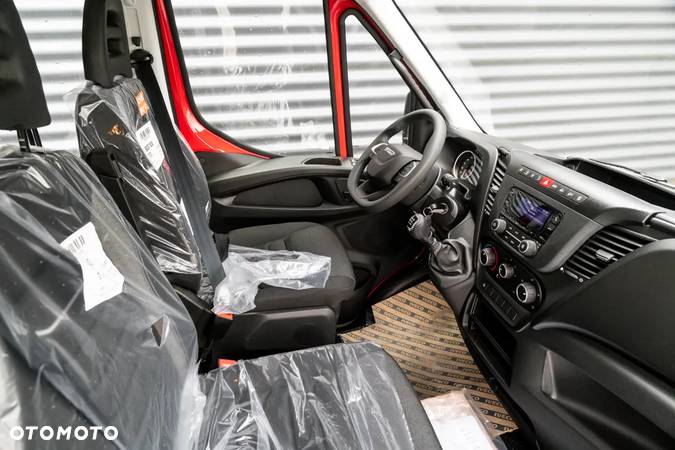 Iveco Daily 35S16H 3.0 Doka - 11